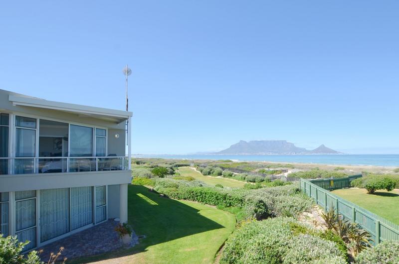 3 Bedroom Property for Sale in Dolphin Beach Western Cape